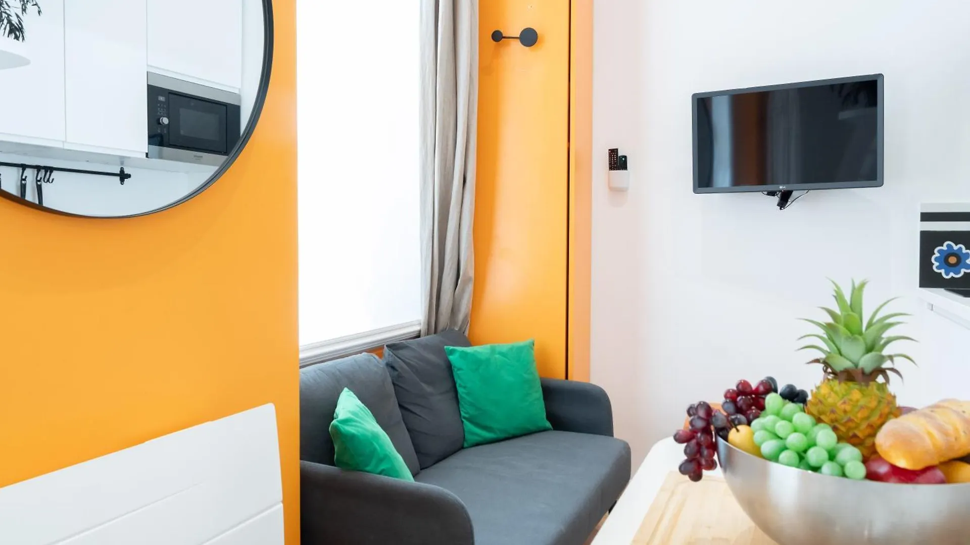 Lavie Maison Twin Sauna Studios Paris