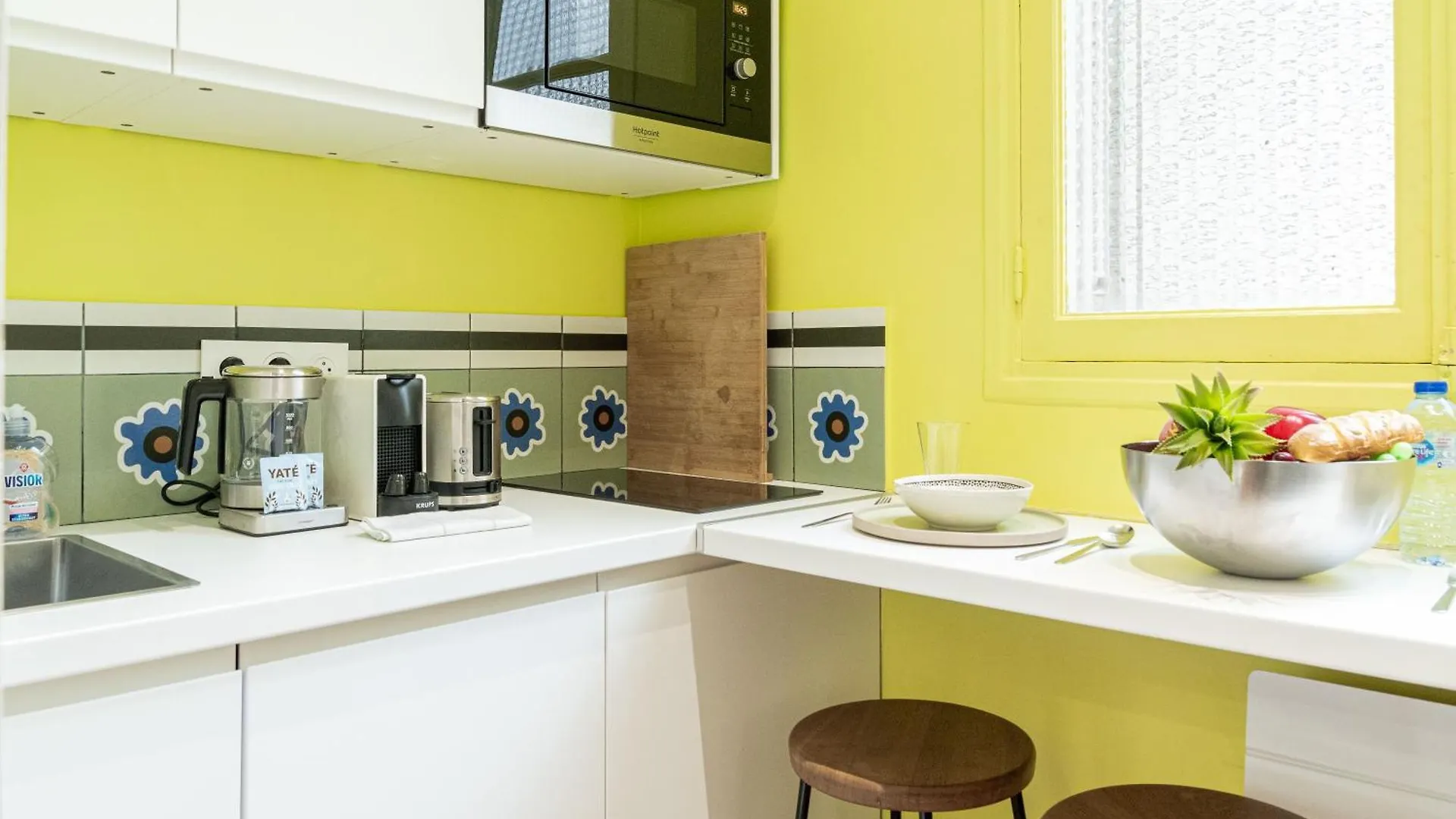 Lavie Maison Twin Sauna Studios Paris France