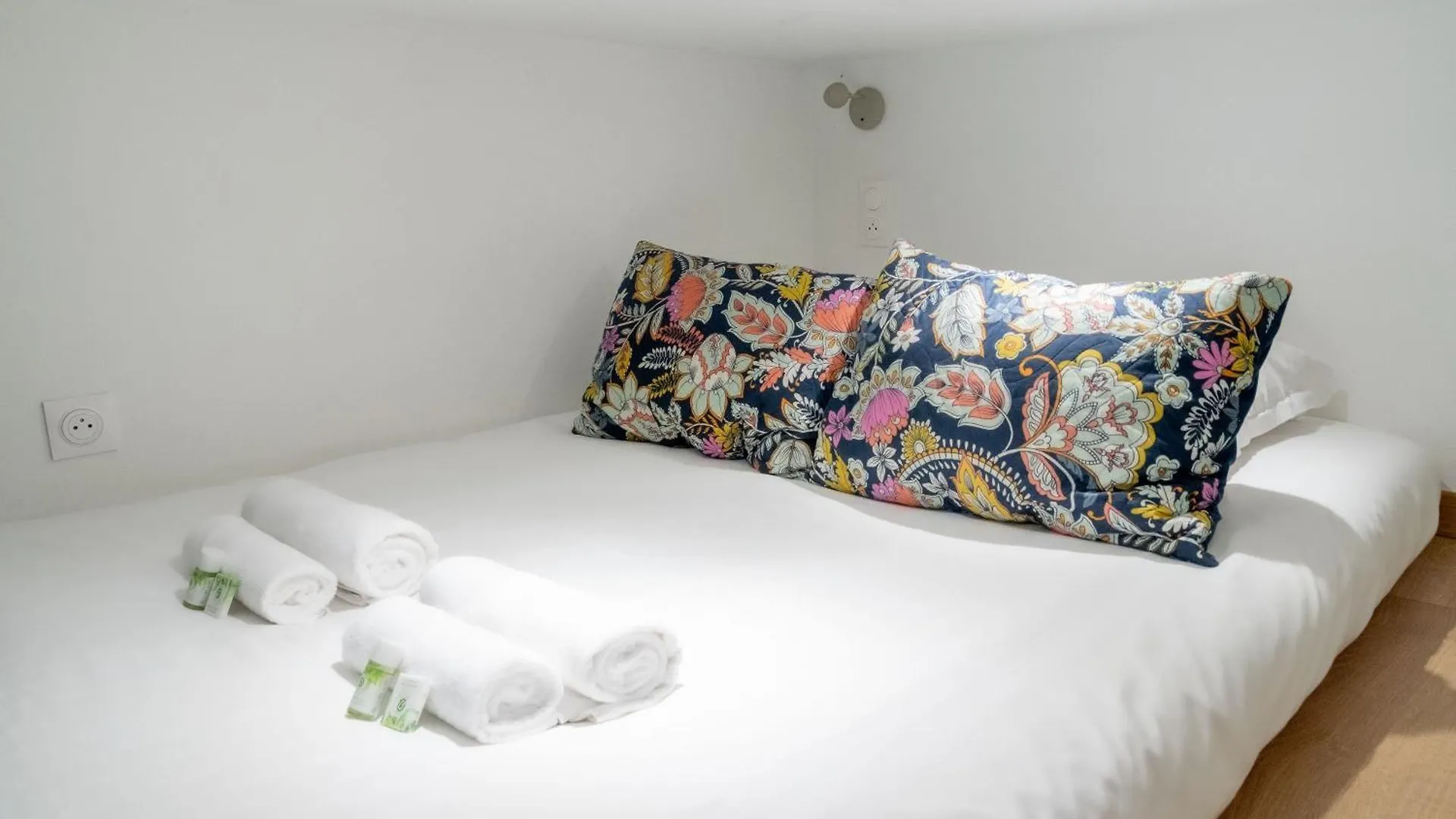 Lavie Maison Twin Sauna Studios Paris 0*,  France